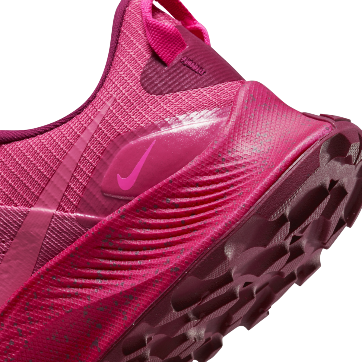 Women's Nike Pegasus Trail 3 - DM9468-600 4 Women's Nike Pegasus Trail 3 - DM9468-600 - Image 4