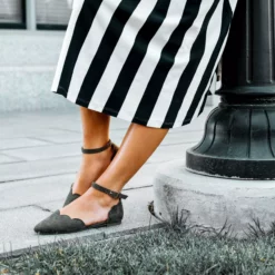 Journee Collection LANA -Deals Running & Walking Store lana shoes journee collection 531453